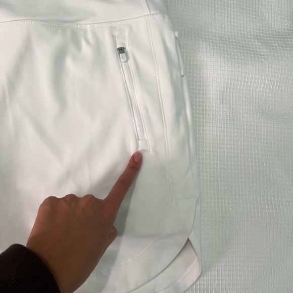 ATHLETA FAIRWAY GOLF SKORT 16" - Picture 6 of 7